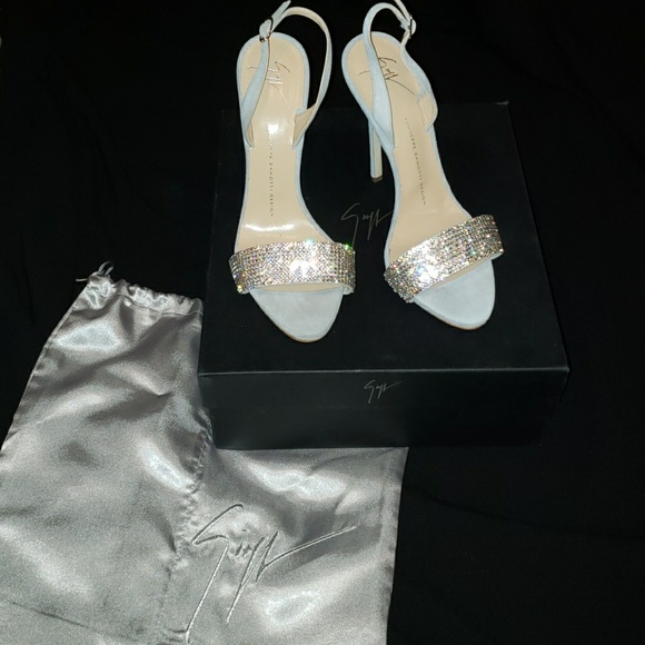 SOLD Giuseppe Zanotti Sophie Slingback heels - Picture 2 of 6